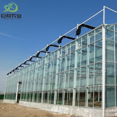 Serra in lamiera di vetro multi-span per riscaldamento continuo