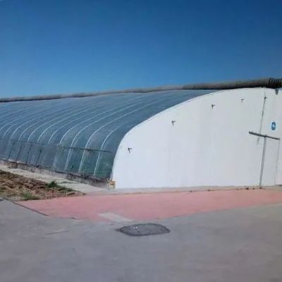 Struttura di tubi in acciaio galvanizzato a caldo tramite immersione in acqua galvanizzata Metodo di coltivazione del tunnel Serra fotovoltaica